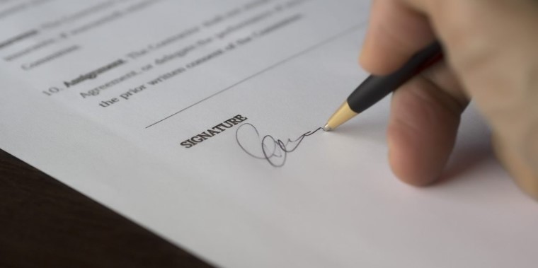 Tips dan Trik Membuat Surat Kontrak Kerja